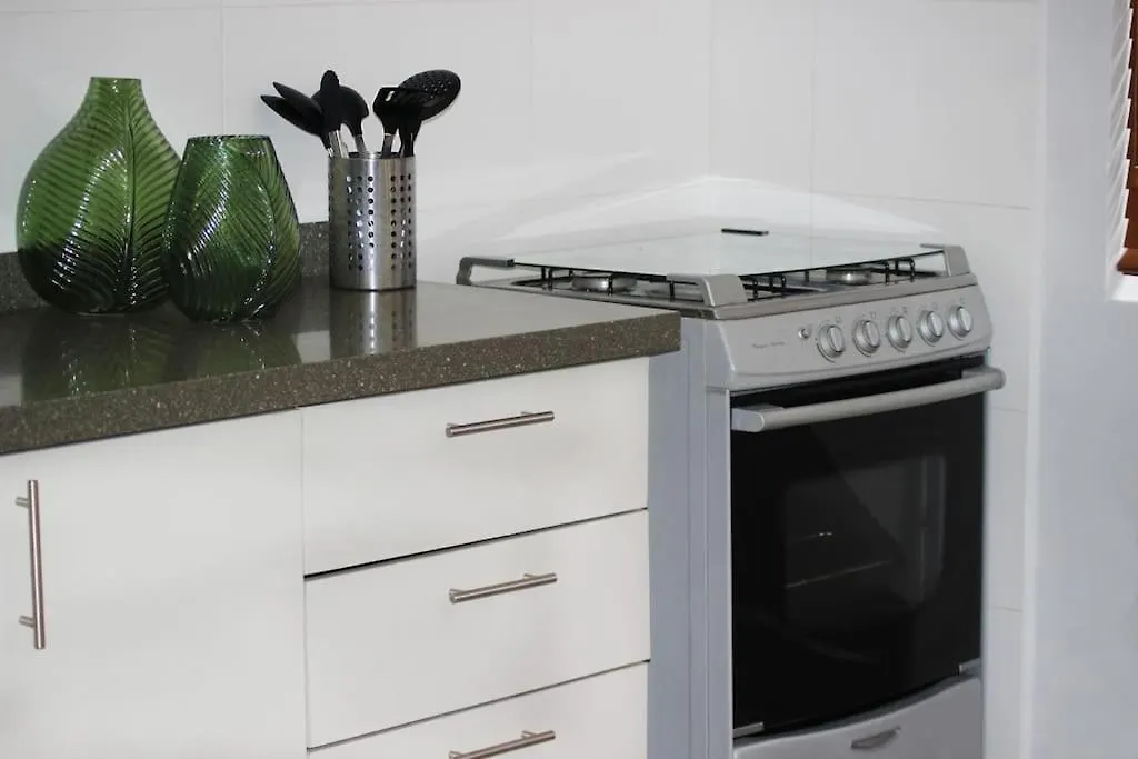 Gamay Souterrain Apartment, Near Beach In Curacao Jan Thiel Apartment